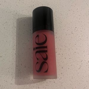 Saie Dew Blush in shade “Chilly”